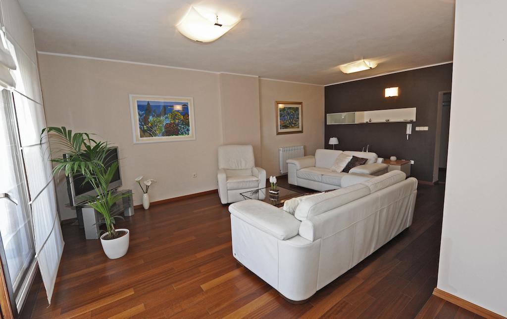 Apartments Villa Violet Задар Стая снимка